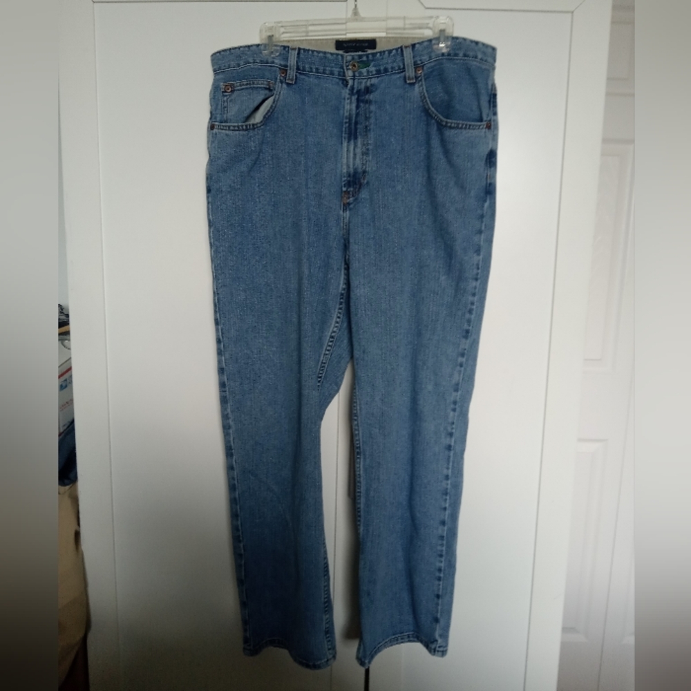 Tommy Hilfiger Relaxed Fit Classic Blue Denim Jeans 36X30 EUC